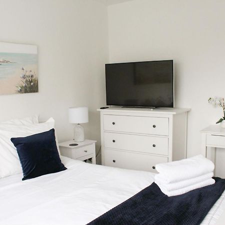 הוילה פרסטאטין Lovely Bungalow Close To Beach מראה חיצוני תמונה